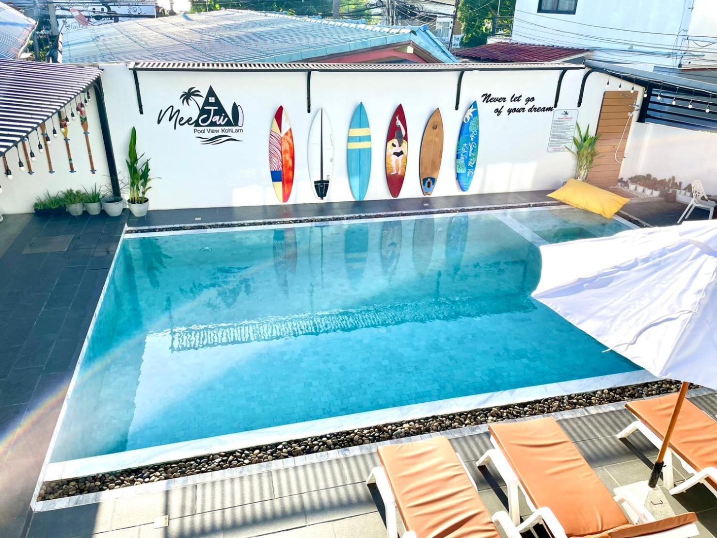 فندق มีใจ พูลวิว เกาะล้าน Meejai Pool View Kohlarn المظهر الخارجي الصورة